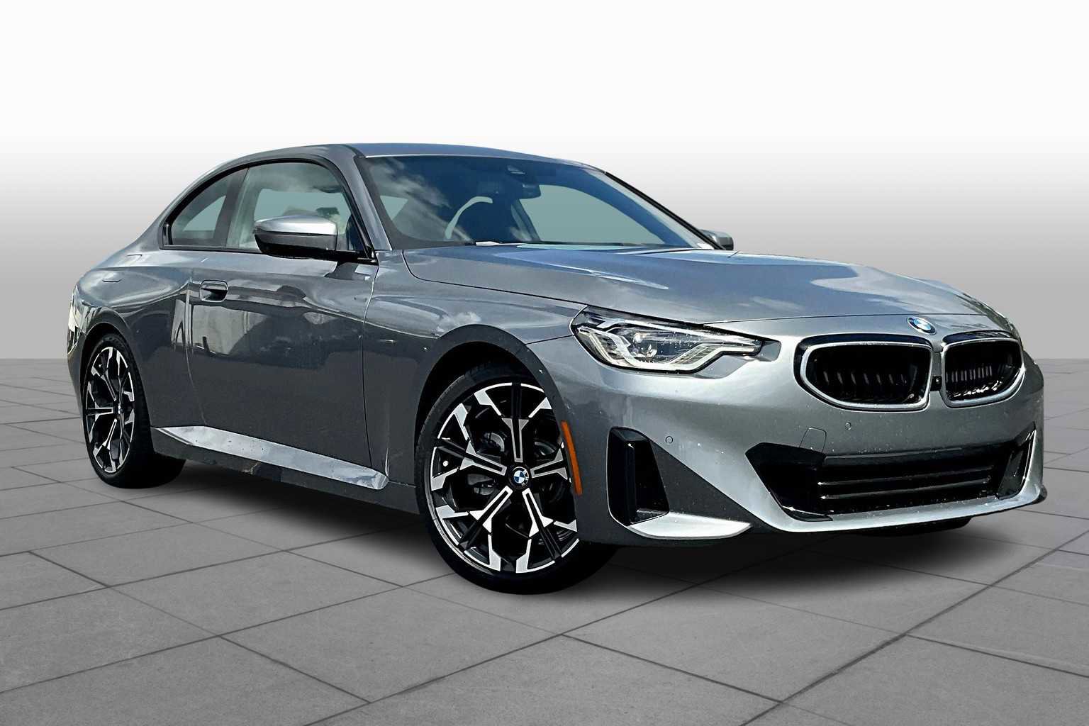 New 2025 BMW 230i Coupe w/ Premium Package RWD image 2