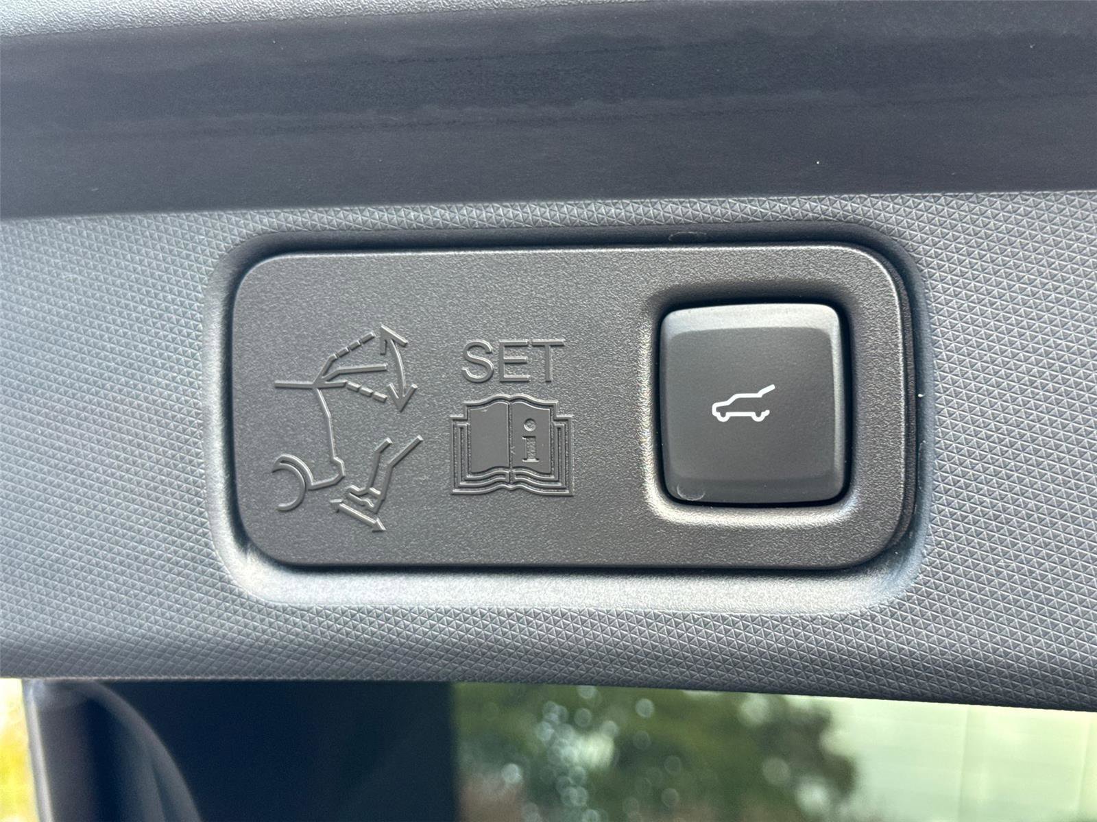 Used 2023 Ford Mustang Mach-E Premium RWD image 15