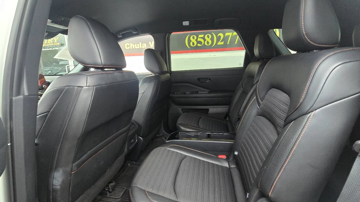 Used 2023 Nissan Pathfinder Rock Creek AWD/4WD image 37