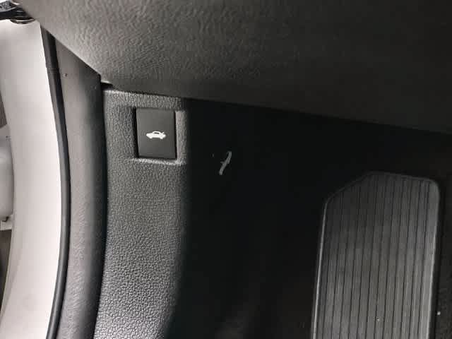 Certified 2024 Honda Accord EX image 29