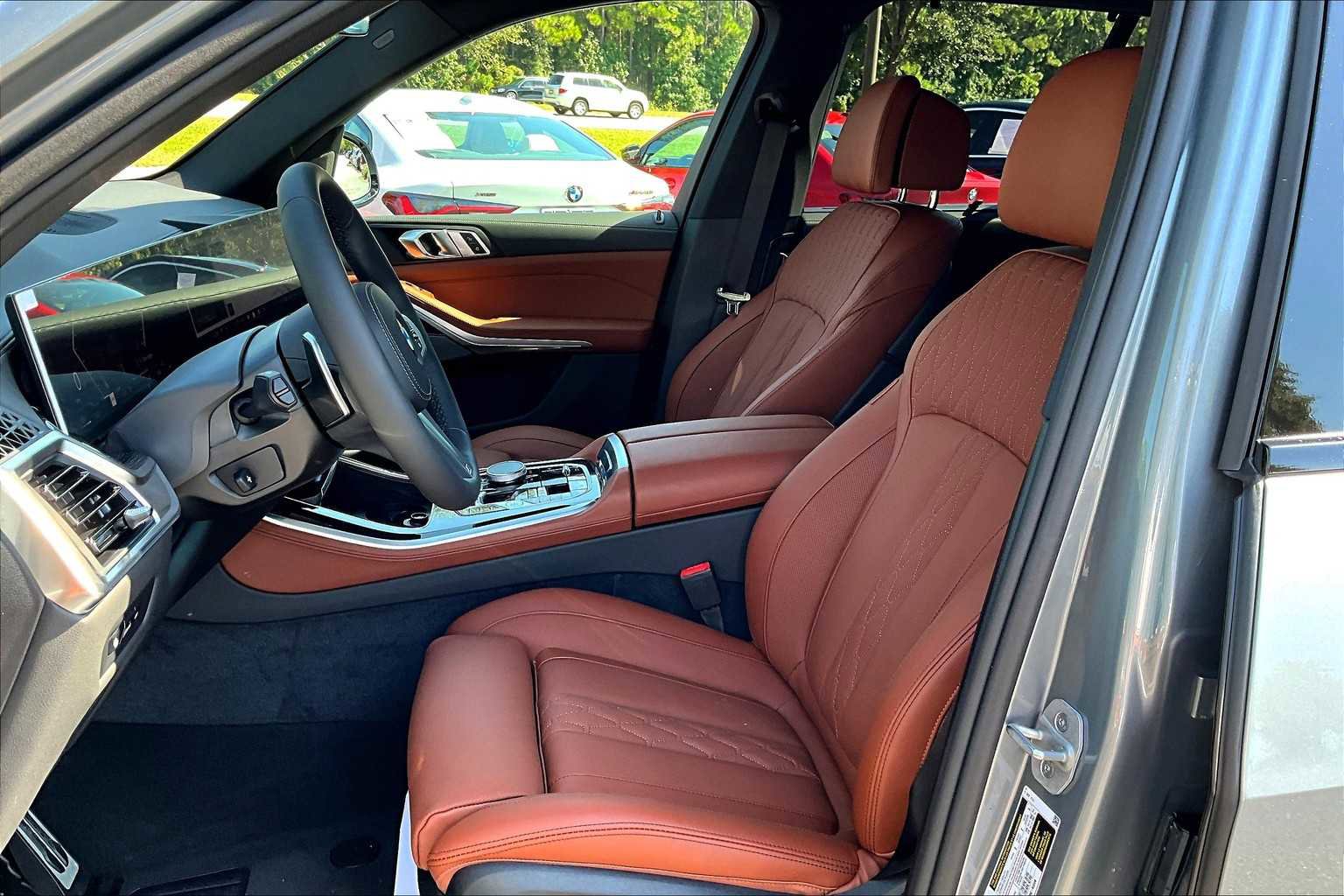 New 2026 BMW X5 sDrive40i w/ M Sport Package image 9