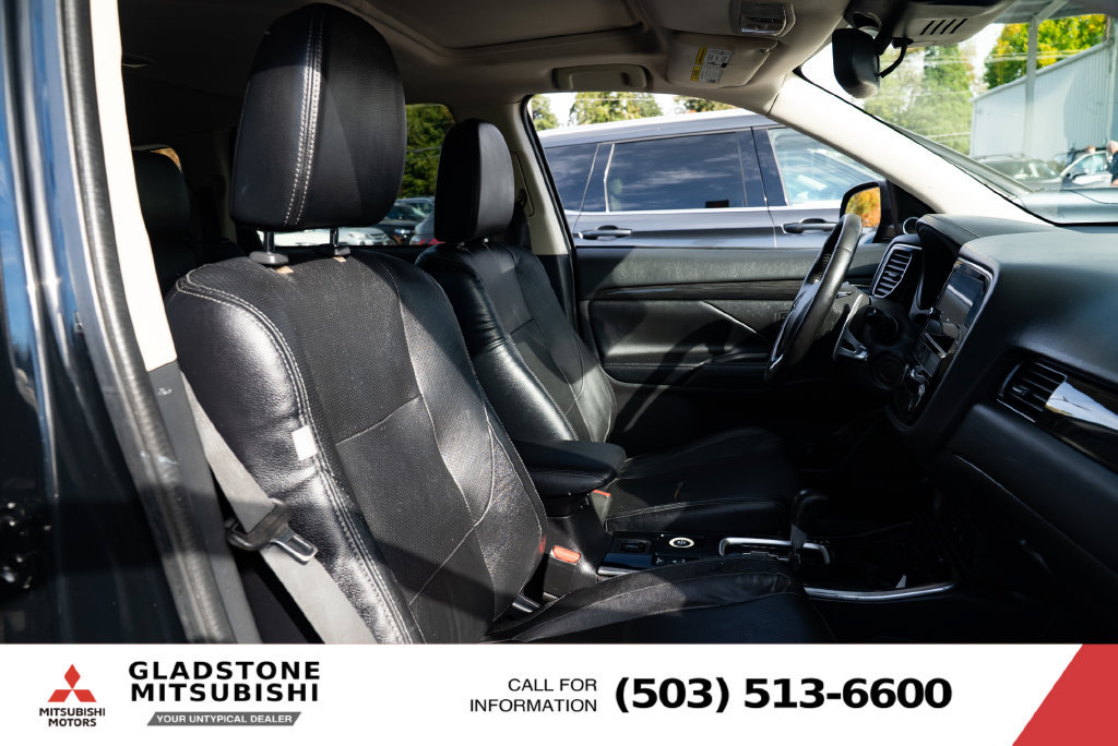 Used 2018 Mitsubishi Outlander GT AWD/4WD image 26