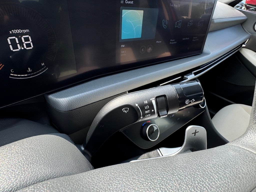 Used 2025 Hyundai Sonata SEL FWD image 31