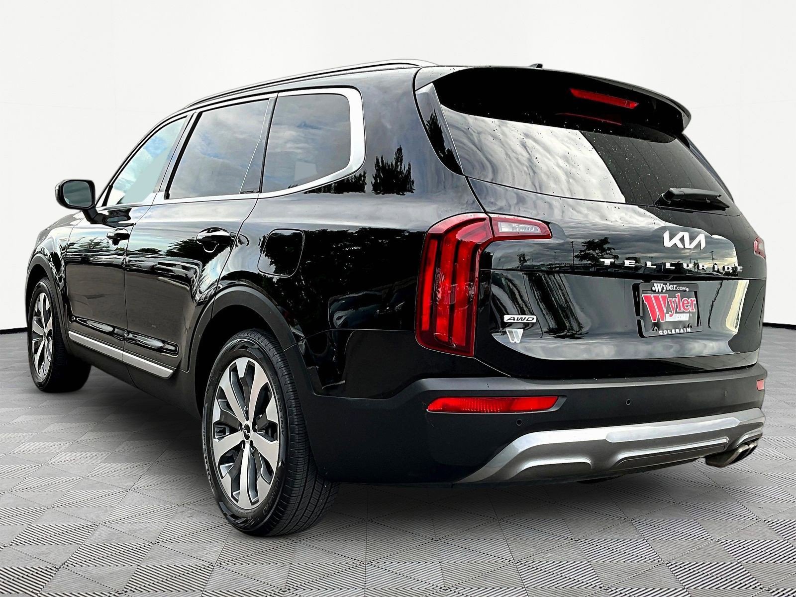 Used 2022 Kia Telluride S AWD/4WD image 4