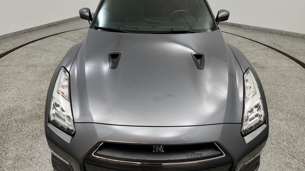 Used 2016 Nissan GT-R Black Edition image 12