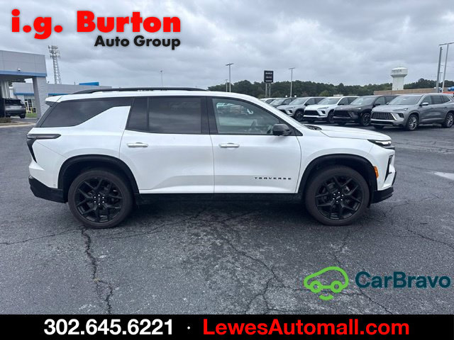 Used 2024 Chevrolet Traverse RS AWD/4WD image 2