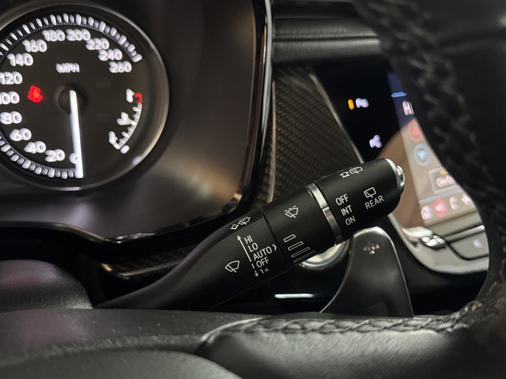 Used 2022 Cadillac XT6 Sport w/ Technology Package image 69