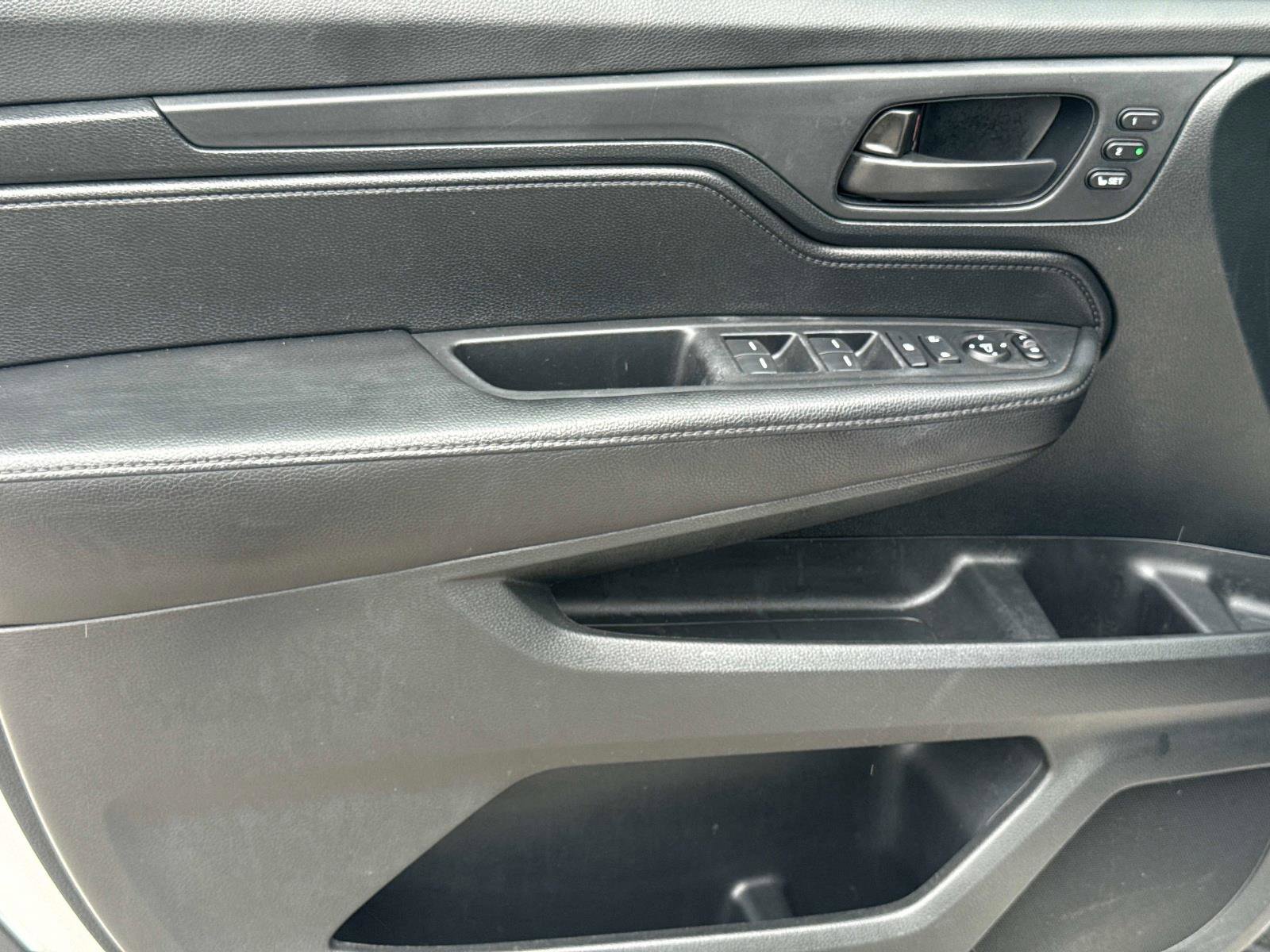 Certified 2024 Honda Odyssey Sport image 18