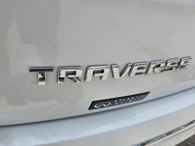 Used 2023 Chevrolet Traverse Premier FWD image 18