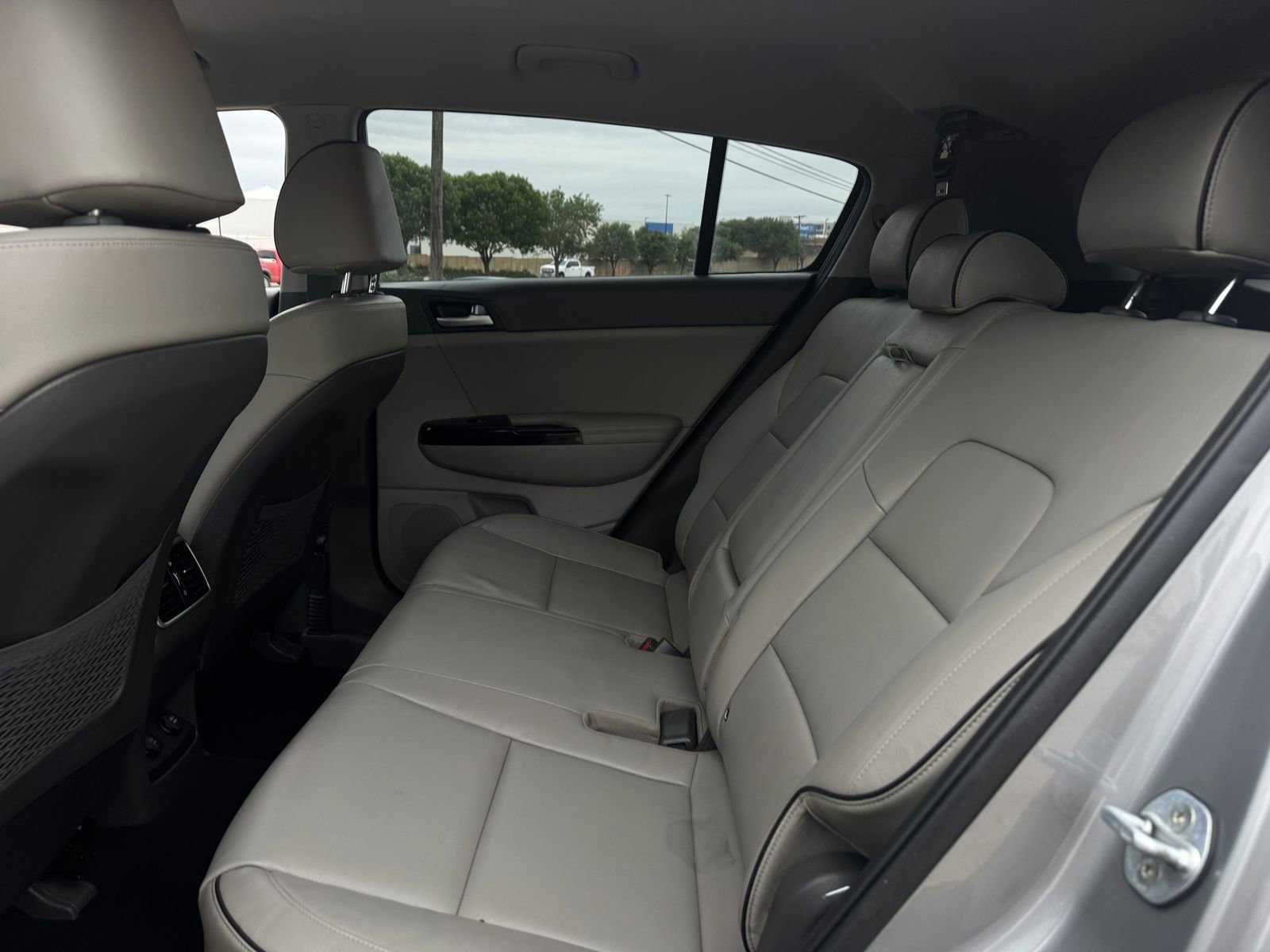 Used 2019 Kia Sportage EX FWD image 28
