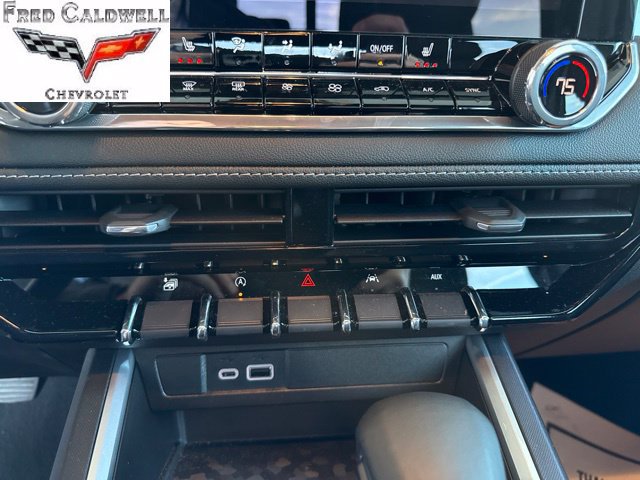 Certified 2024 Chevrolet Colorado LT w/ LT Convenience Package II AWD/4WD image 12