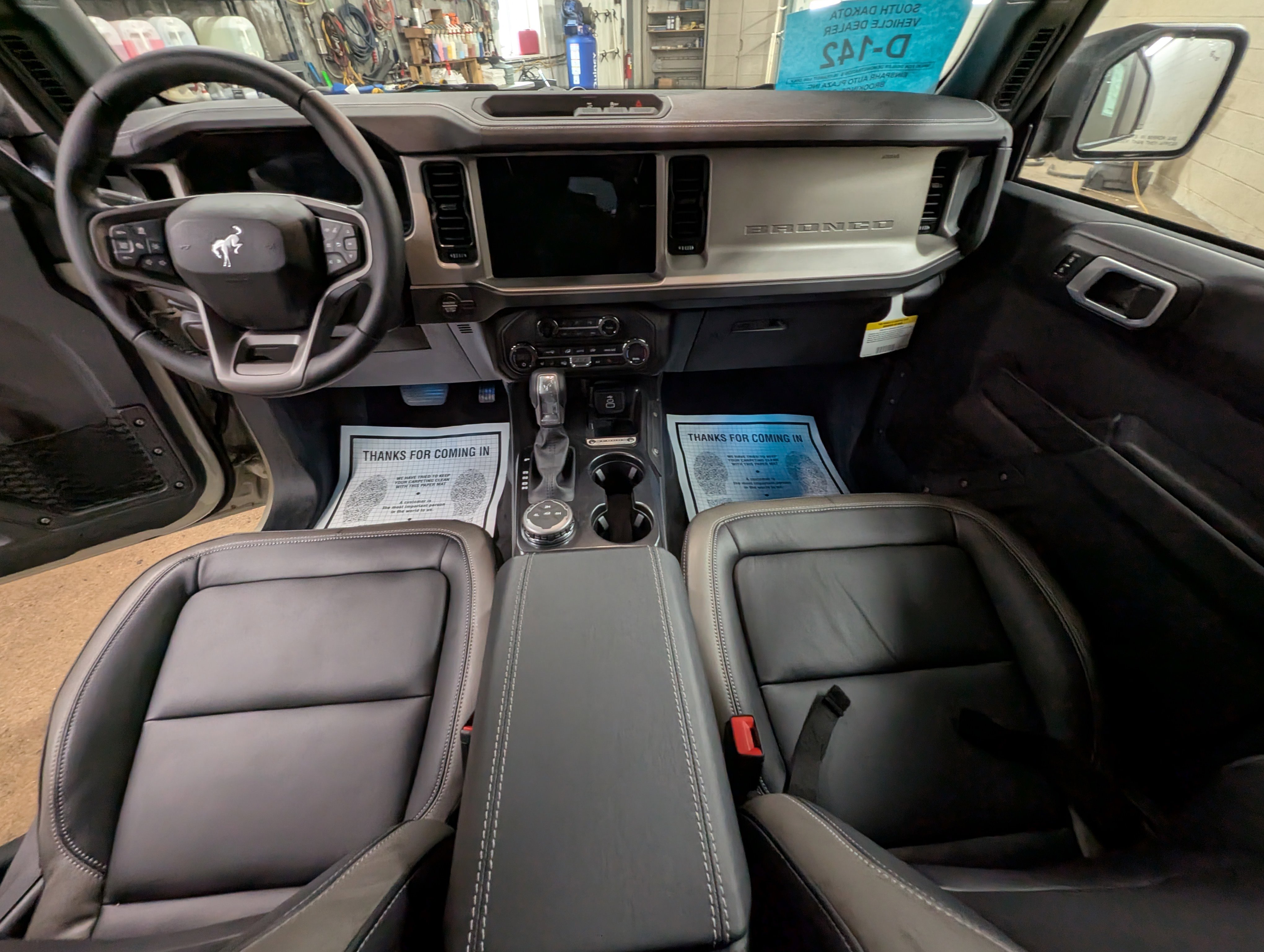 New 2026 Ford Bronco Outer Banks image 8