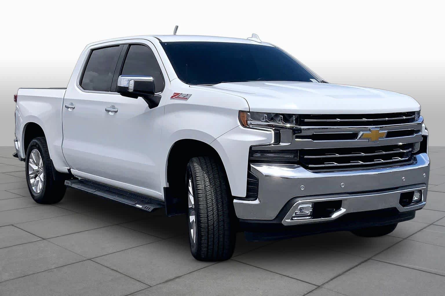 Used 2022 Chevrolet Silverado 1500 LTZ AWD/4WD image 3