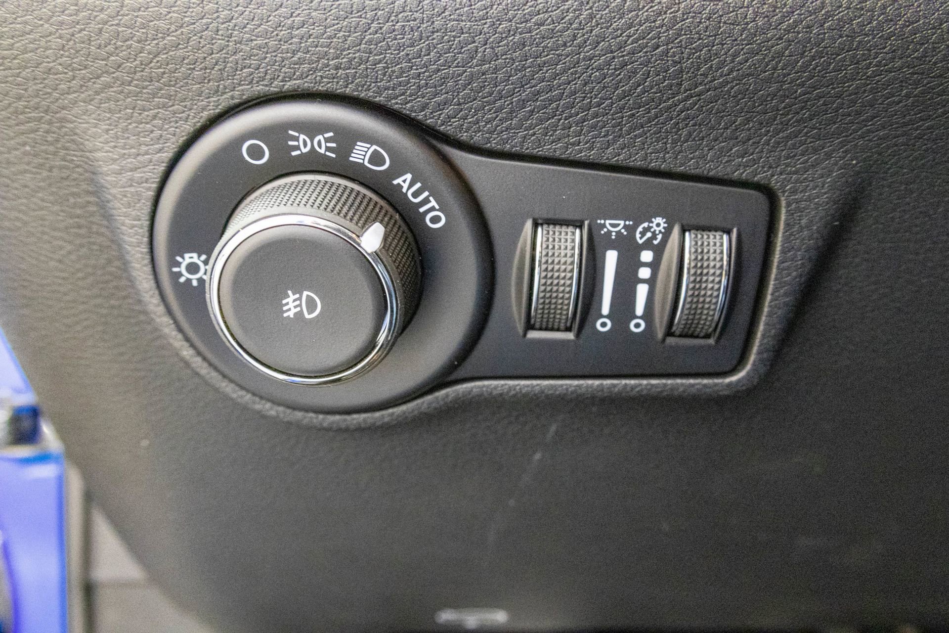 New 2026 Jeep Compass Latitude image 32