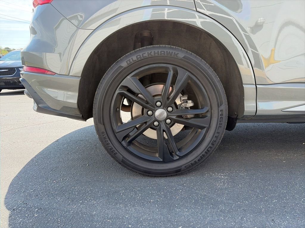 Used 2020 Audi Q3 2.0T Premium w/ Convenience Package image 9