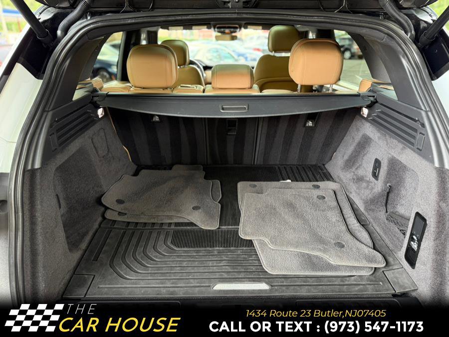 Used 2023 Land Rover Range Rover Sport SE image 21