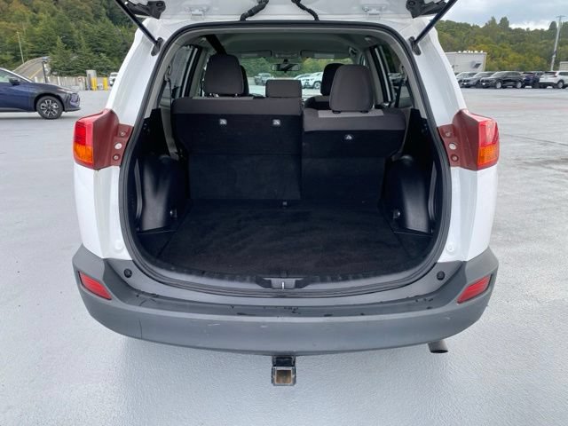 Used 2013 Toyota RAV4 LE AWD/4WD image 9