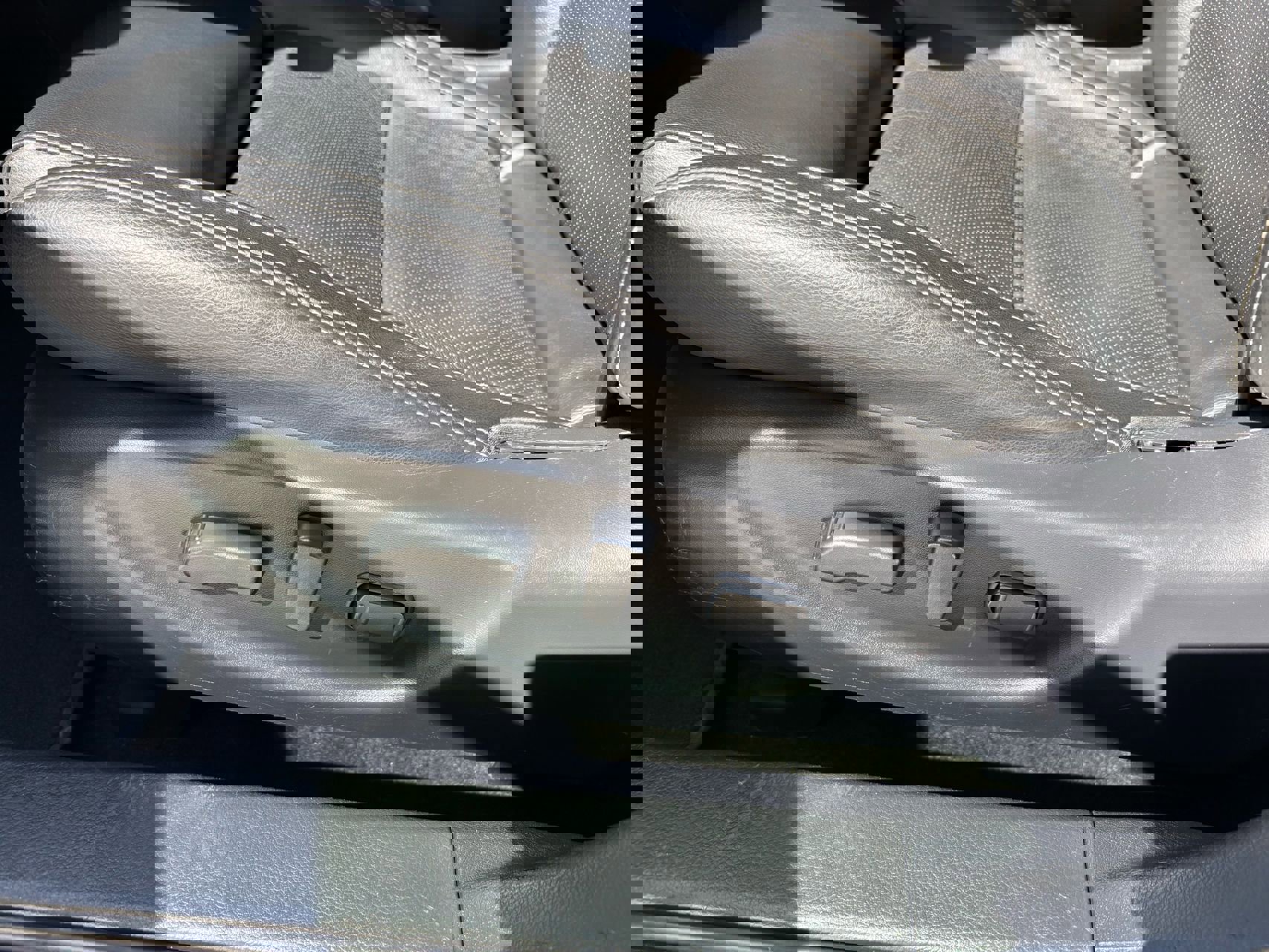 Used 2018 Nissan Maxima 3.5 SL image 15