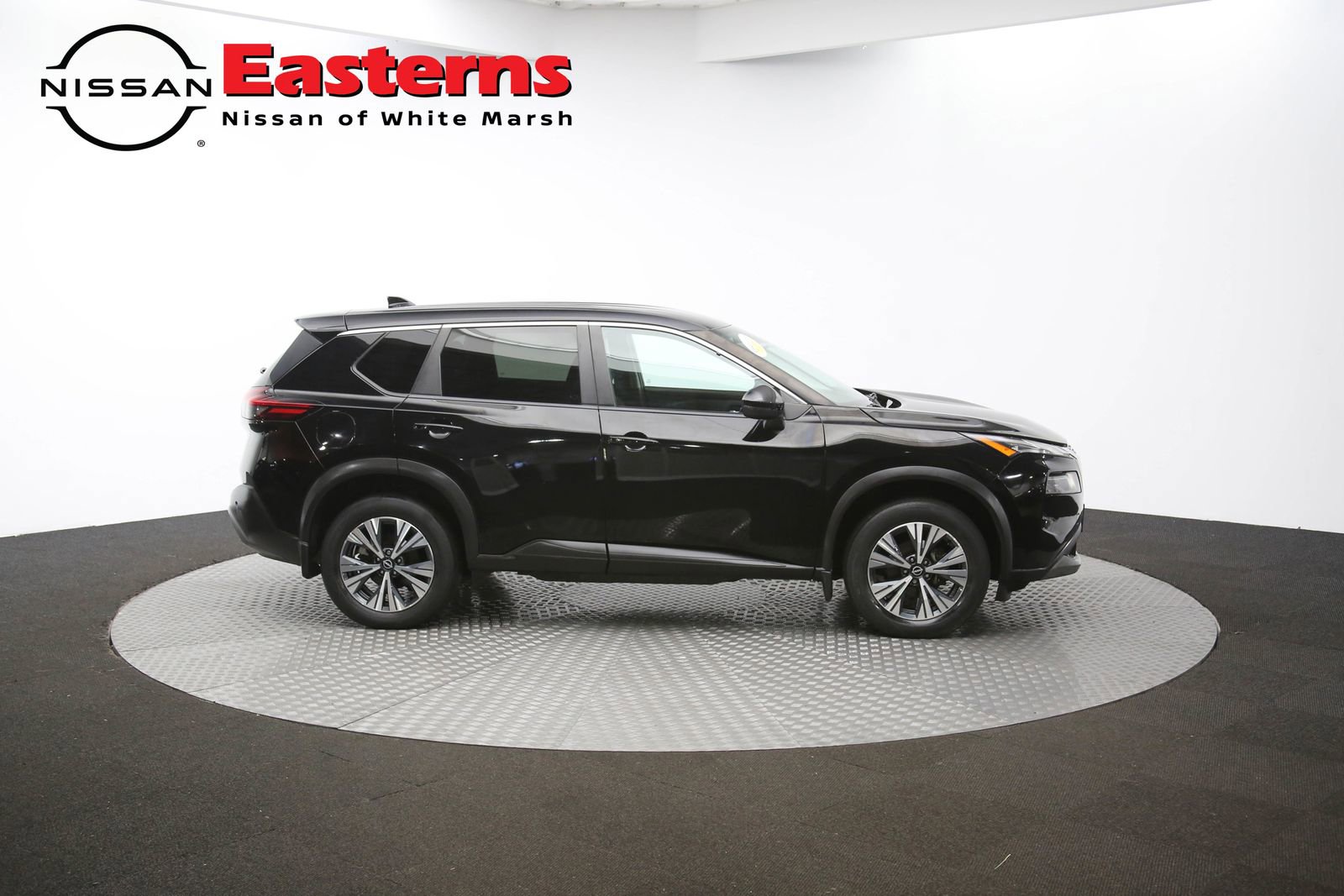 Used 2022 Nissan Rogue SV image 39