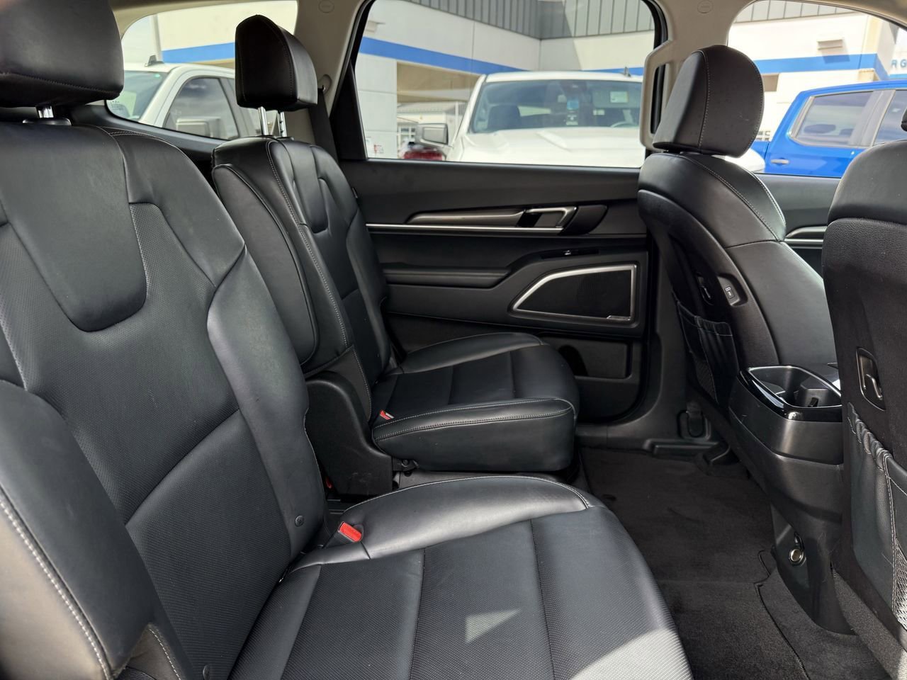 Used 2025 Kia Telluride S FWD image 26