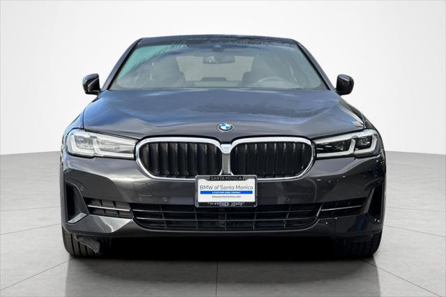 Used 2023 BMW 530i w/ Premium Package image 8
