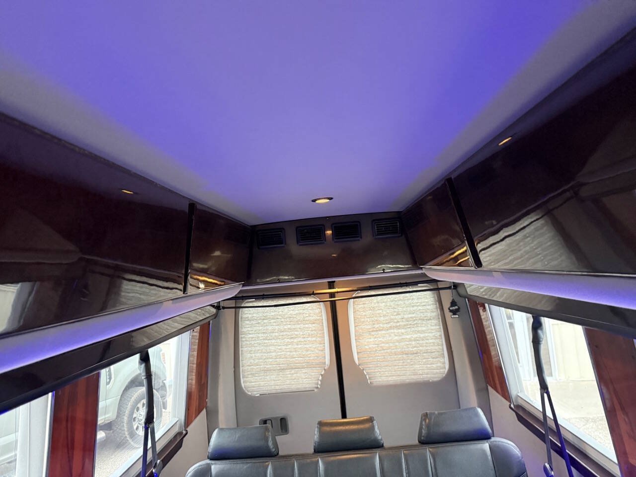 Used 2009 Dodge Sprinter 2500 RWD image 21