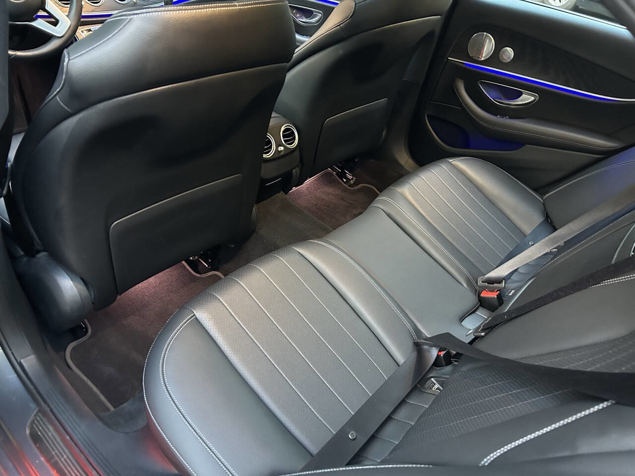 Used 2020 Mercedes-Benz E 350 4MATIC Sedan w/ Parking Assistance Package image 24