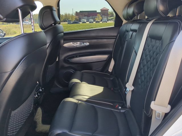 Used 2025 Genesis Electrified GV70 w/ Prestige Package AWD/4WD image 14