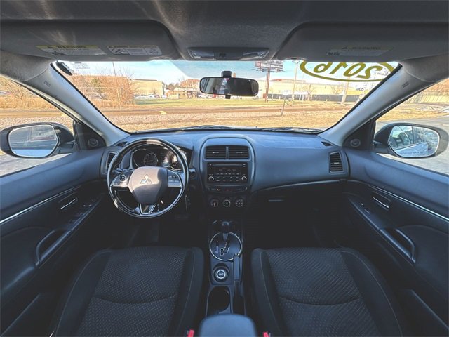 Used 2016 Mitsubishi Outlander Sport ES image 17