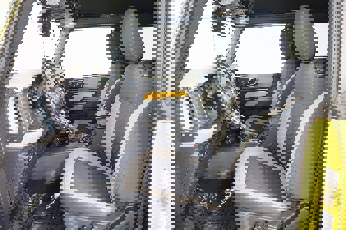 Used 2022 Ford Bronco Wildtrak image 12