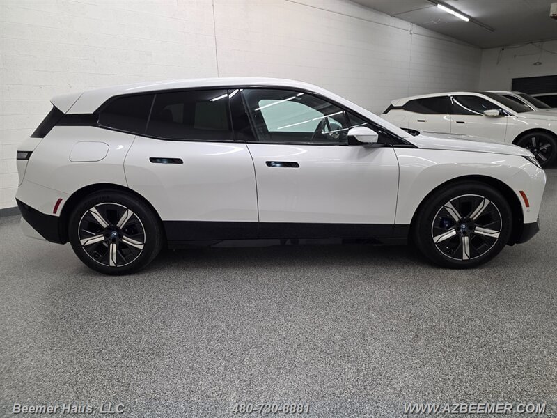 Used 2023 BMW iX M60 w/ Executive Package AWD/4WD image 11