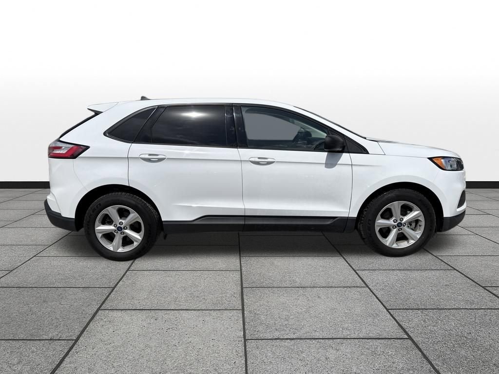 Used 2019 Ford Edge SE image 6