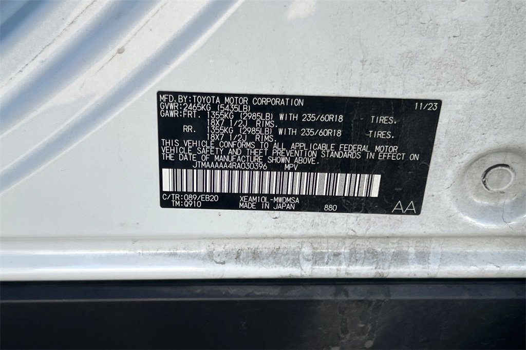 Used 2024 Toyota bZ4X XLE image 34