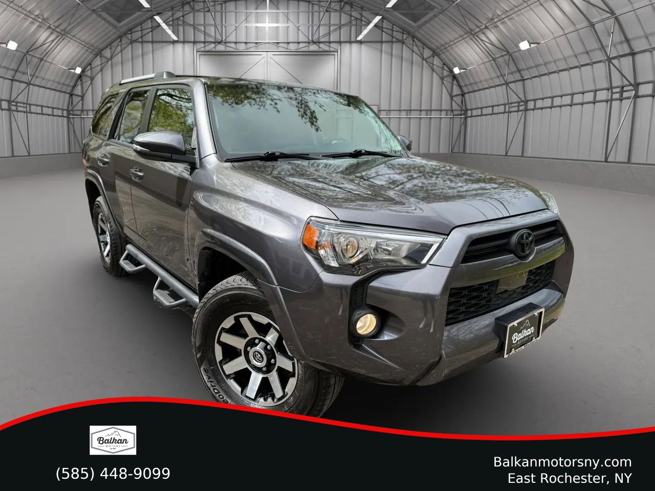 Used 2020 Toyota 4Runner SR5 Premium w/ Moonroof Package AWD/4WD image 1