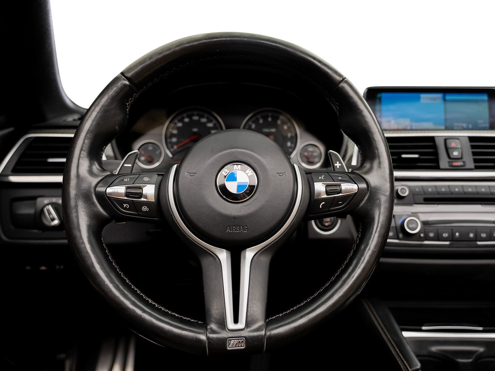 Used 2015 BMW M4 Convertible image 4