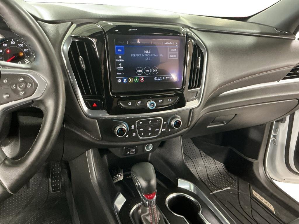 Used 2023 Chevrolet Traverse RS image 7