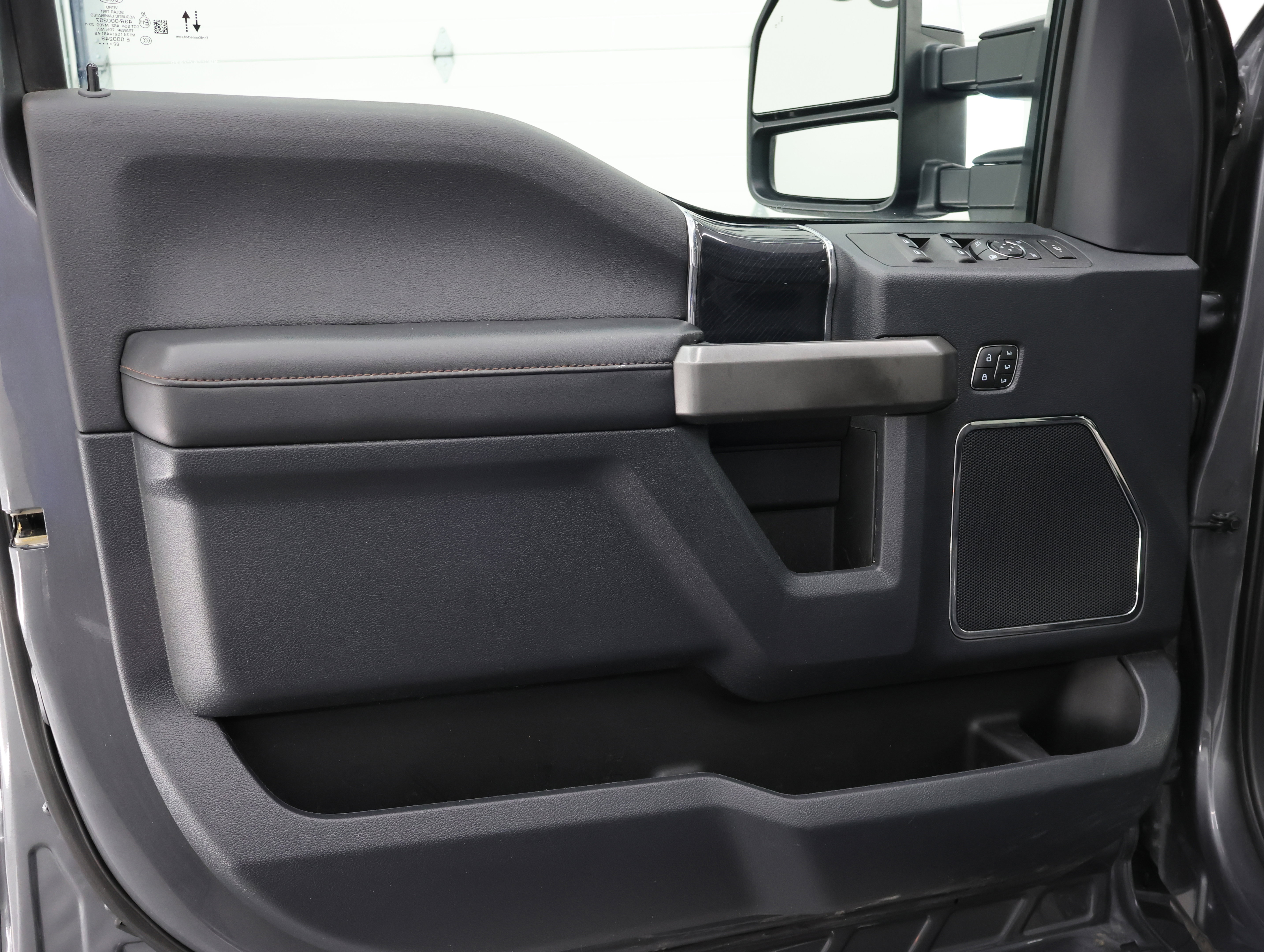 Used 2022 Ford F350 Platinum AWD/4WD image 47