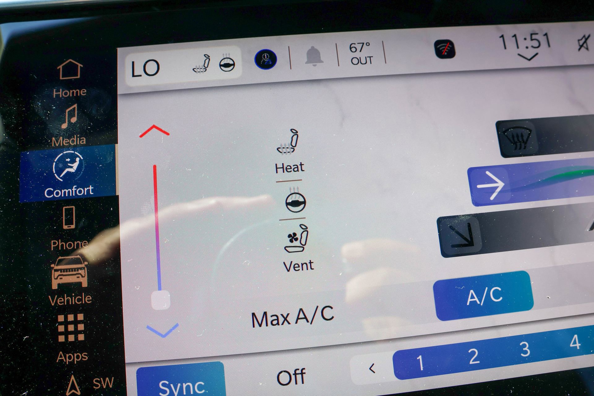 New 2026 Jeep Cherokee Overland w/ Advanced Pro Tech Group image 20