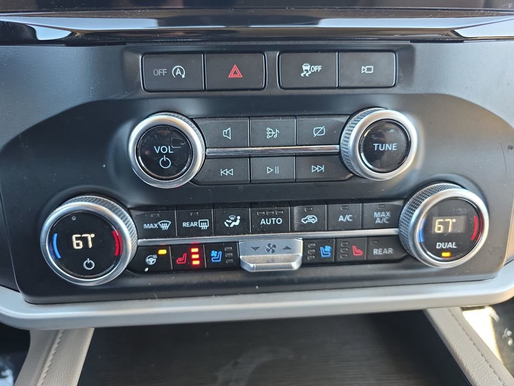 Used 2024 Ford Expedition Limited AWD/4WD image 24