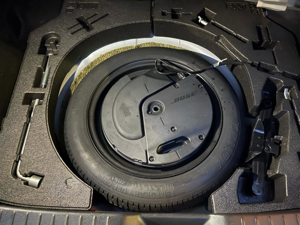 Used 2023 MAZDA MAZDA3 s image 41