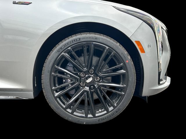 New 2026 Cadillac CT5 V w/ LPO, ONYX Package AWD/4WD image 8