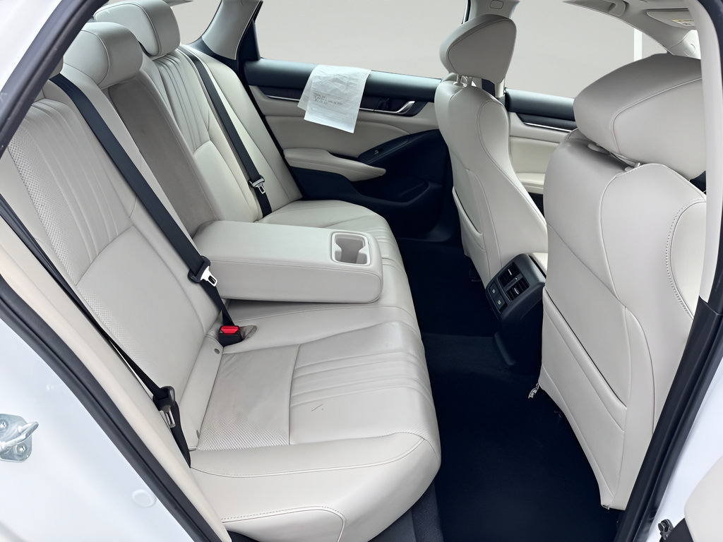 Used 2022 Honda Accord EX-L image 31