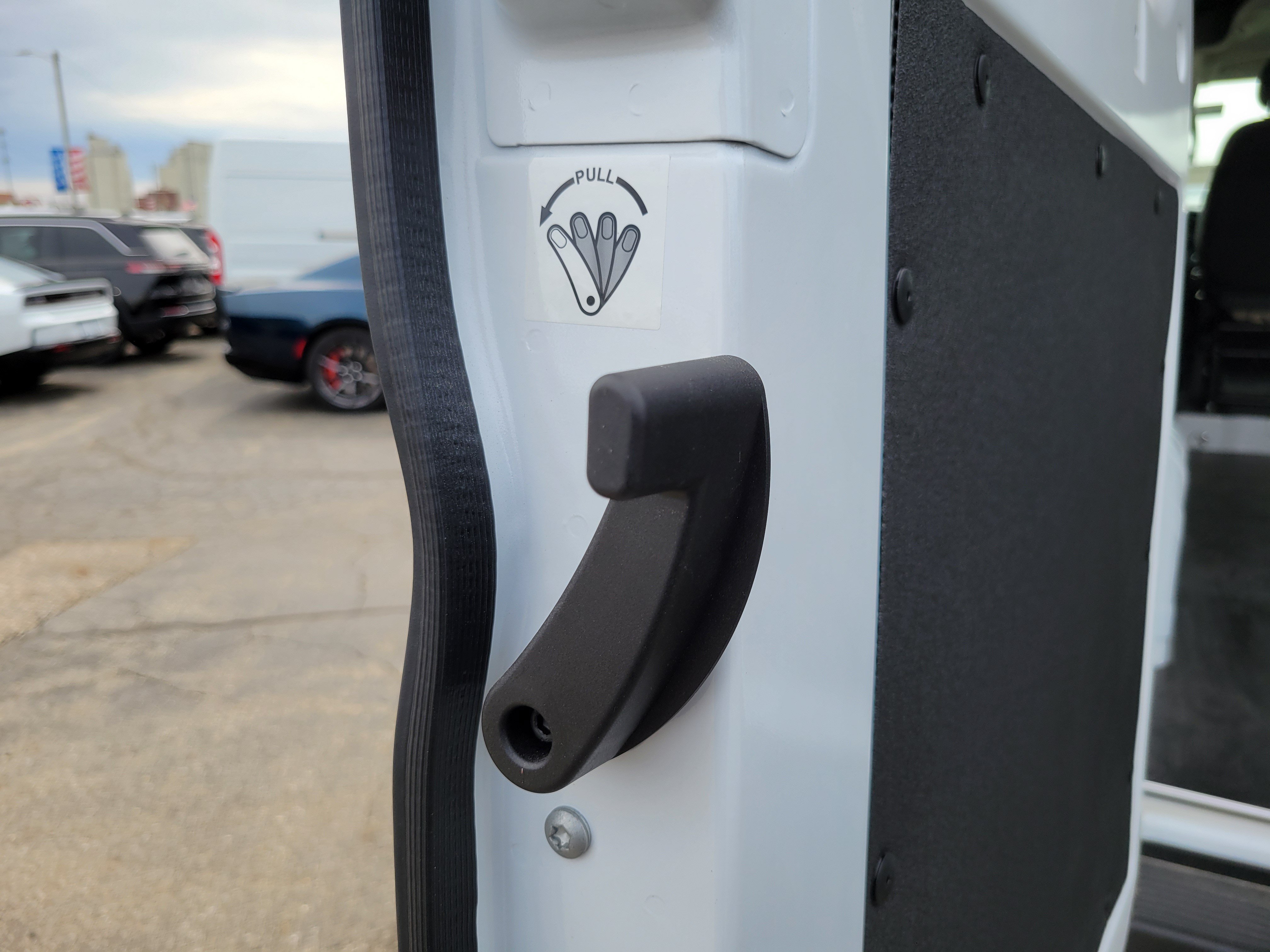 Used 2025 RAM ProMaster 1500 w/ Convenience Group FWD image 18