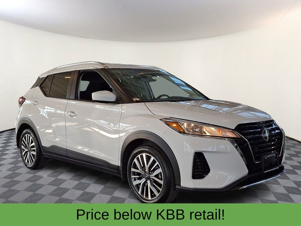 Used 2023 Nissan Kicks SV