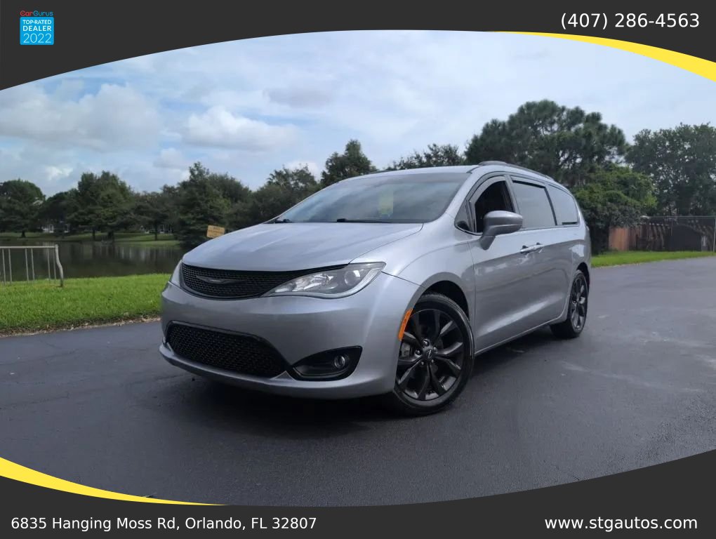 Used 2020 Chrysler Pacifica Touring-L w/ S Appearance Package FWD image 1