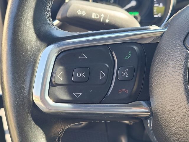 Used 2023 Jeep Wrangler Unlimited Sahara w/ Cold Weather Group AWD/4WD image 15