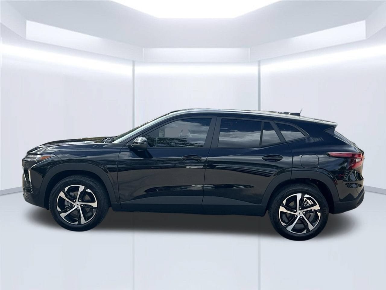 New 2026 Chevrolet Trax RS w/ Sunroof Package FWD image 2