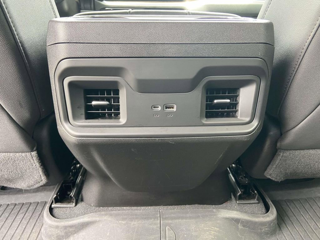 Used 2023 Chevrolet Silverado 1500 RST AWD/4WD image 15
