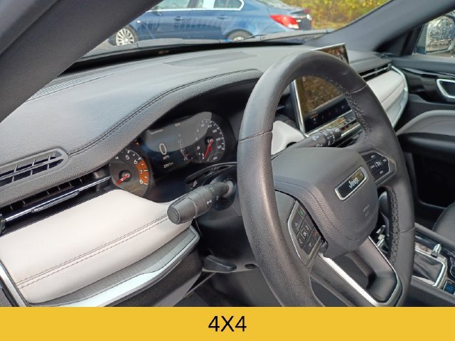 Used 2024 Jeep Compass Limited AWD/4WD image 11