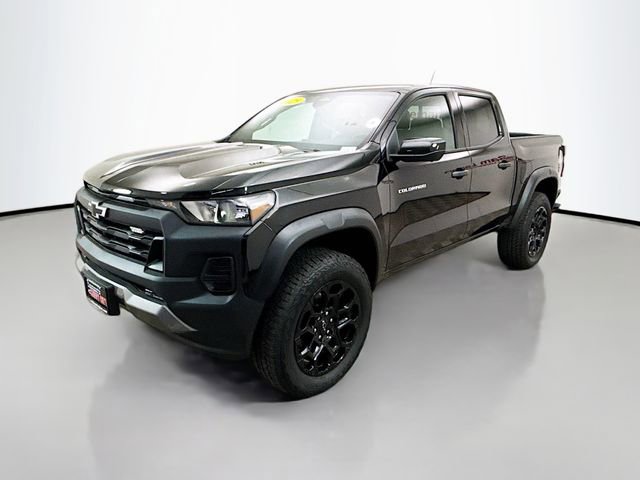 New 2026 Chevrolet Colorado Trail Boss AWD/4WD image 3